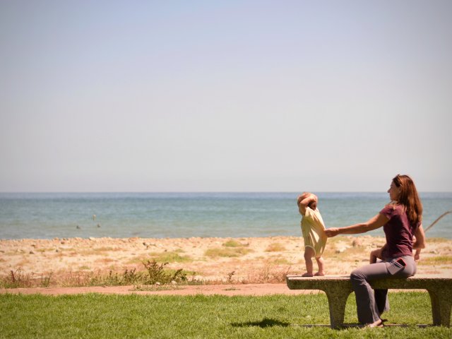 Kosik Lab beach lunch 2025
