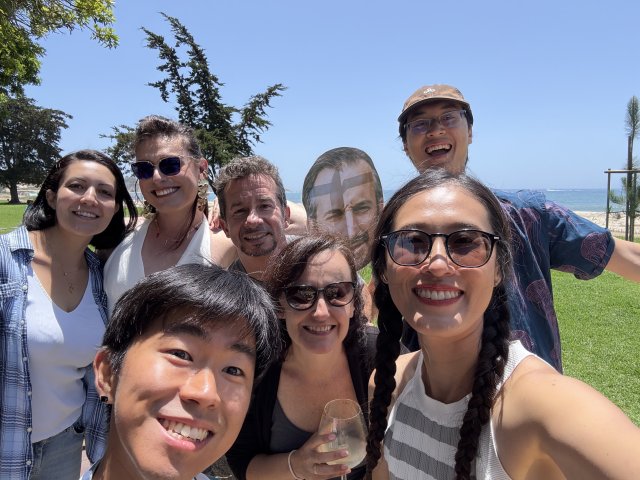 Kosik Lab beach lunch 2025